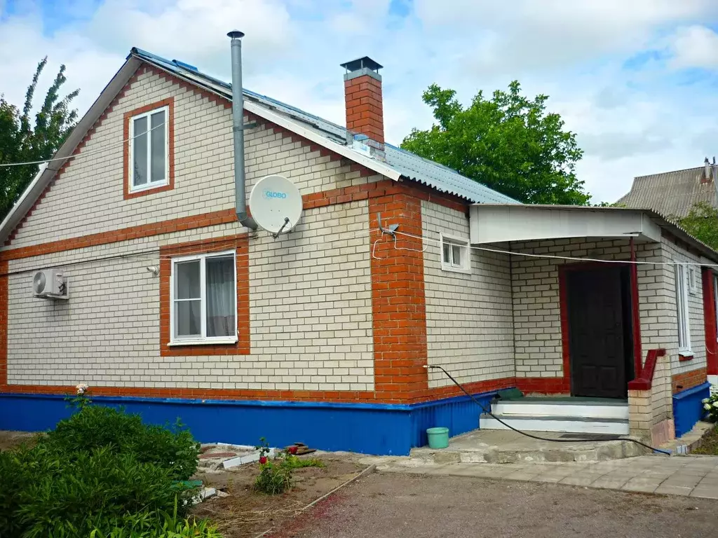 Дом в Воронежская область, Россошь Заречная ул. (94 м) - Фото 1