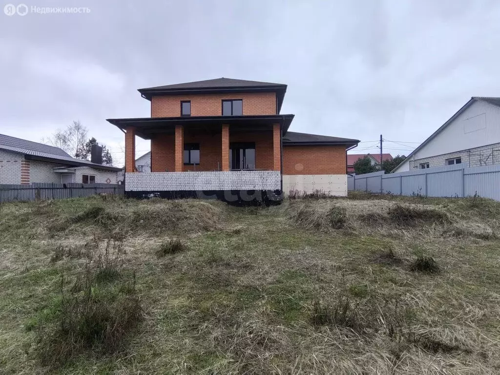 Дом в Брянск, переулок Корчагина (322.1 м) - Фото 1