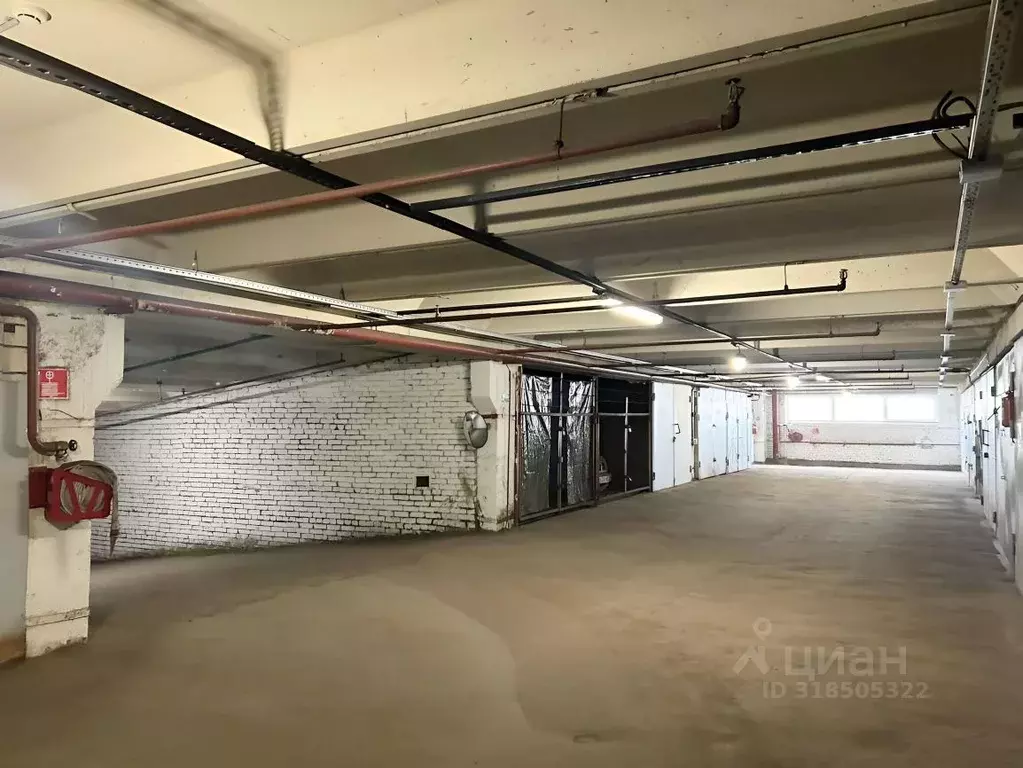 Гараж в Москва ул. Введенского, 23А (18 м) - Фото 1