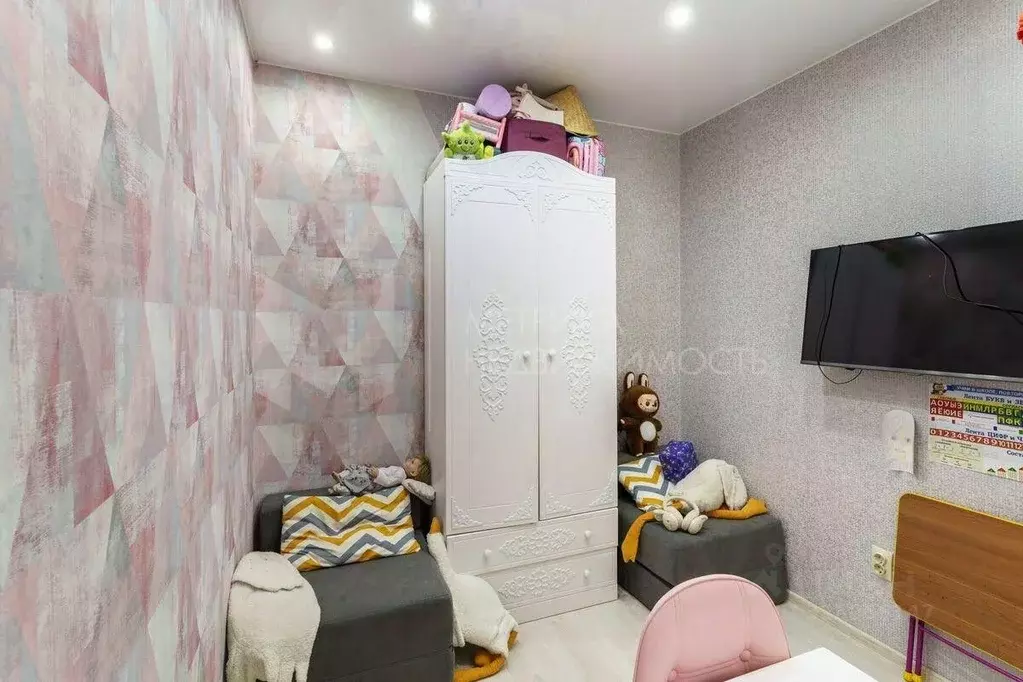 1-к кв. Тюменская область, Тюмень ул. Муравленко, 10 (49.1 м) - Фото 1