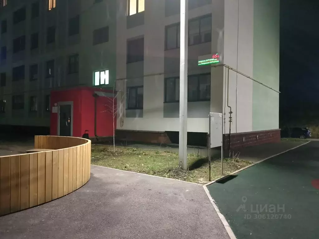 3-к кв. Башкортостан, Уфа ул. Академика Курчатова, 65/8 (66.0 м) - Фото 2