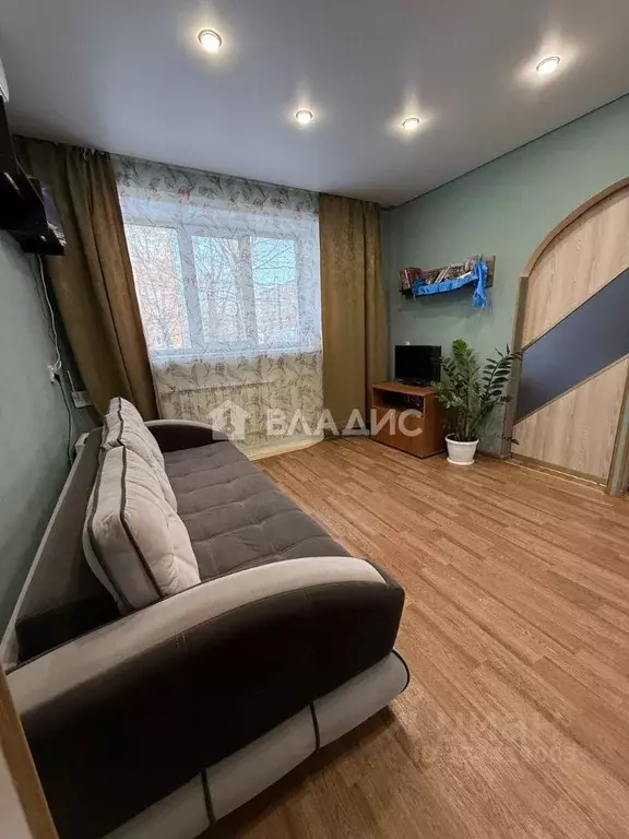 3-к кв. Бурятия, Улан-Удэ Октябрьская ул., 27 (47.3 м) - Фото 1