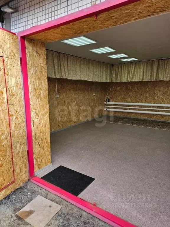 Гараж в Ямало-Ненецкий АО, Новый Уренгой Территория Восточная ... - Фото 1