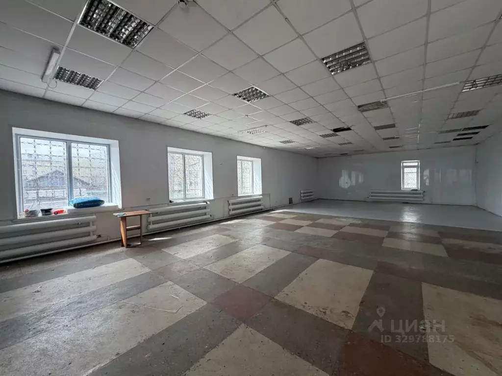 Помещение свободного назначения в Омская область, Омск проезд ... - Фото 1