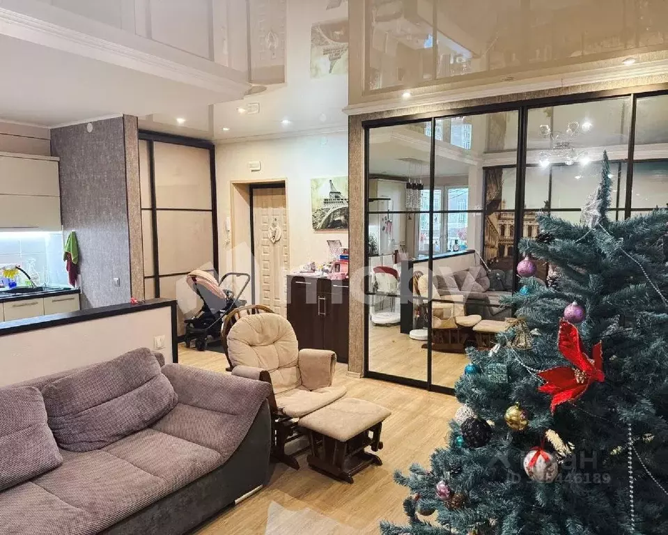 2-к кв. Калининградская область, Калининград Осенняя ул., 4 (70.0 м) - Фото 1