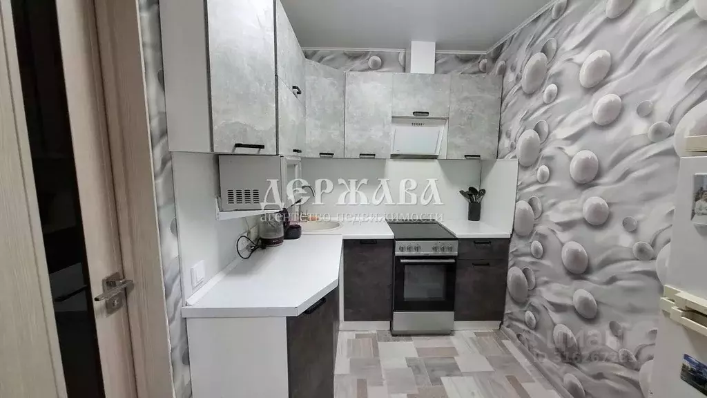 2-к кв. Белгородская область, Старый Оскол Макаренко мкр, 29 (35.76 м) - Фото 0