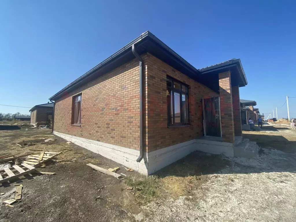 Дом в Ростовская область, Аксайский район, Щепкинское с/пос, пос. ... - Фото 1