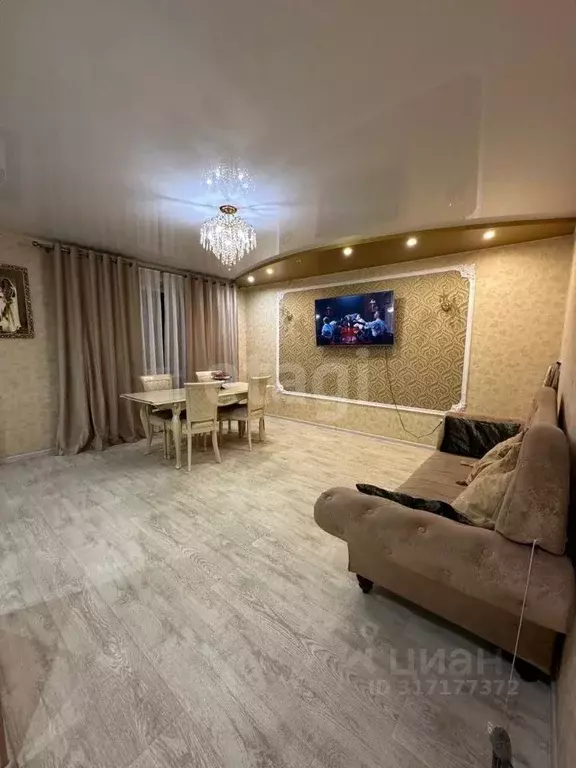 3-к кв. Амурская область, Благовещенск ул. Калинина, 127 (67.5 м) - Фото 0