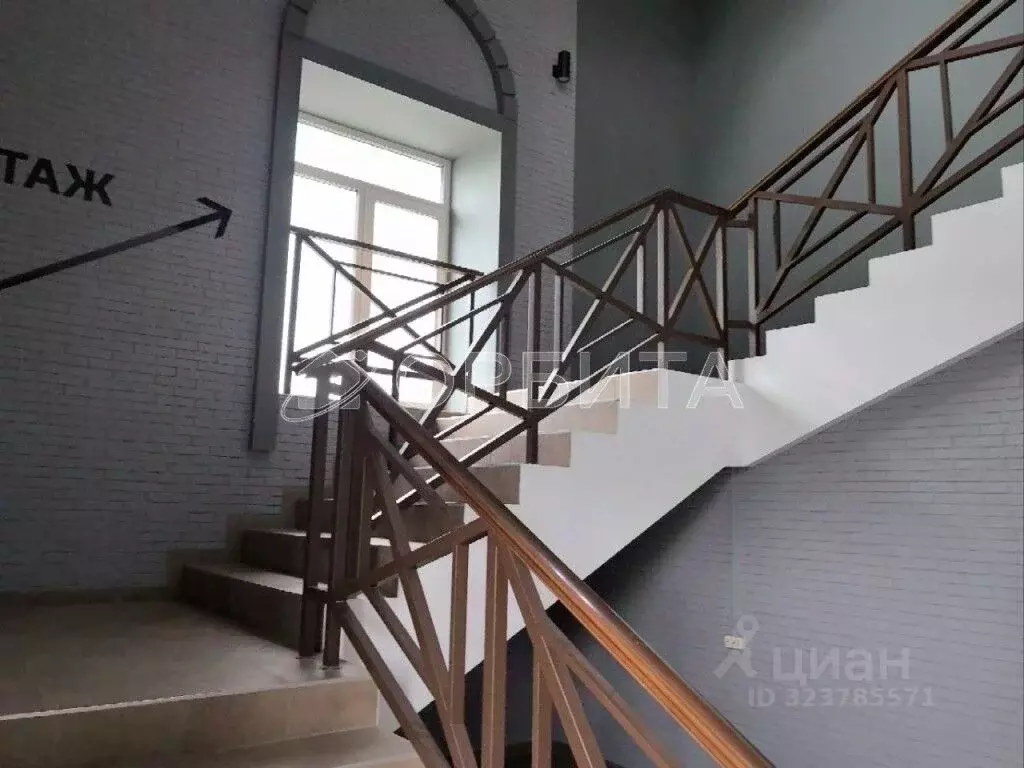 Офис в Тюменская область, Тюмень Полевая ул., 109с9 (35 м) - Фото 1