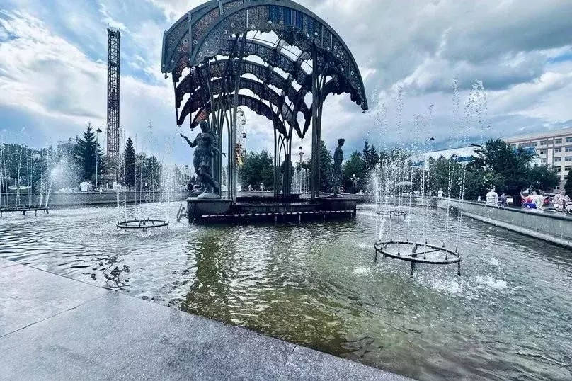 1-к кв. Тюменская область, Тюмень Новгородская ул., 3 (30.0 м) - Фото 0