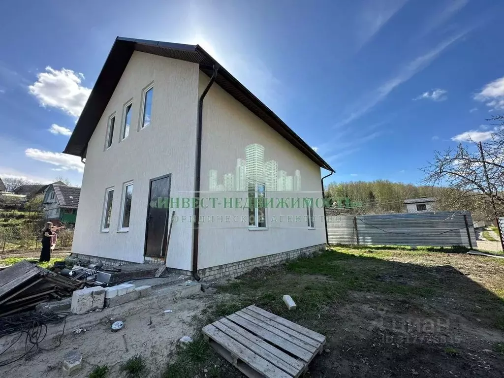 Дом в Брянская область, Брянск пл. Карла Маркса, 5 (125 м) - Фото 0