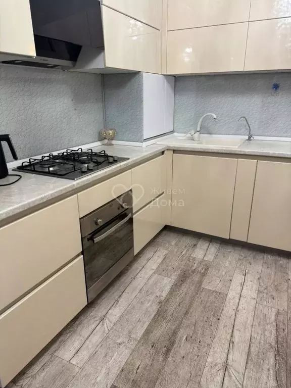 1-к кв. Волгоградская область, Волгоград Шекснинская ул., 66 (48.8 м) - Фото 2