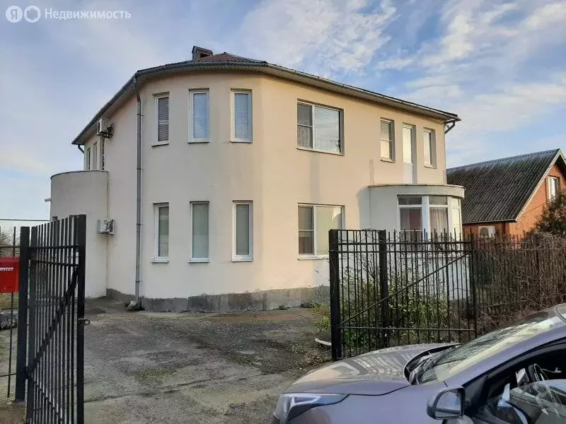 Дом в Аксай, Курганная улица (207 м) - Фото 1