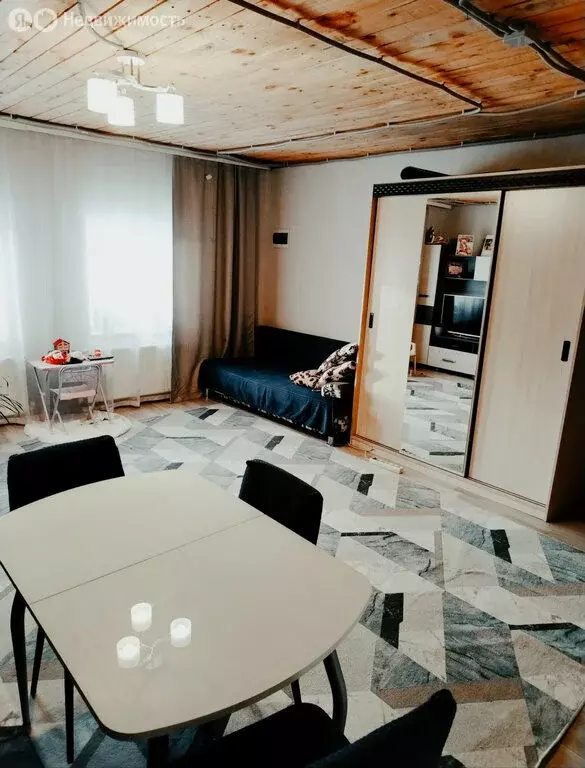 Дом в Ялуторовск, улица Куйбышева, 4 (92 м) - Фото 1