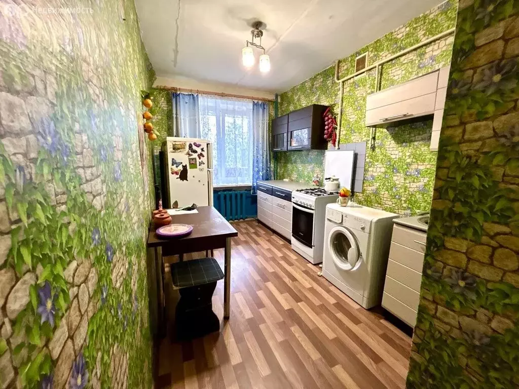 3-комнатная квартира: Малая Вишера, Школьная улица, 16 (58.1 м) - Фото 1