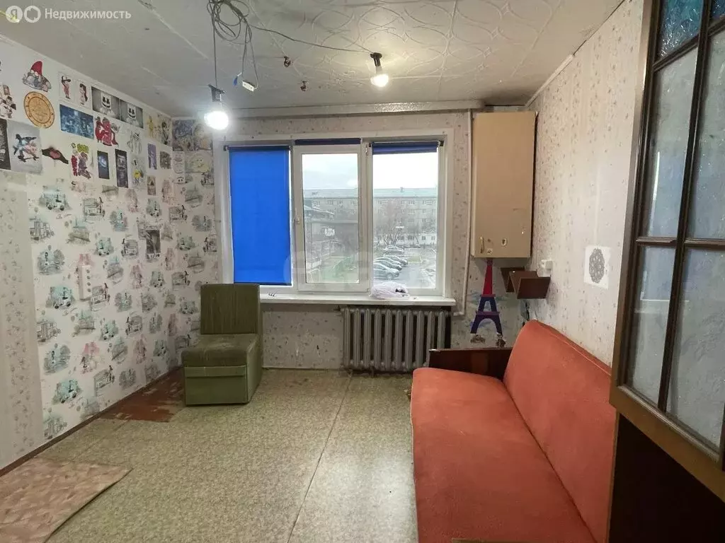 2-комнатная квартира: Ирбит, улица Белинского, 2 (43.9 м) - Фото 2