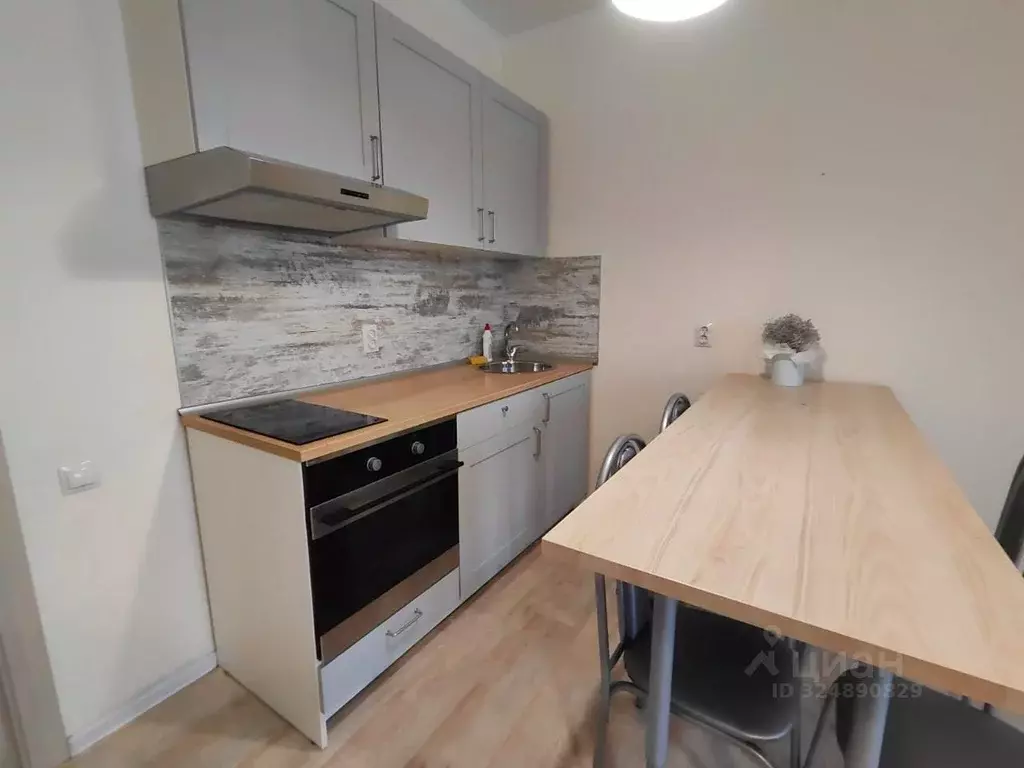 Студия Татарстан, Казань ул. Азата Аббасова, 5 (30.0 м) - Фото 1