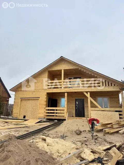 Дом в село Нижний Саянтуй, ДНП Жарки (250 м) - Фото 1