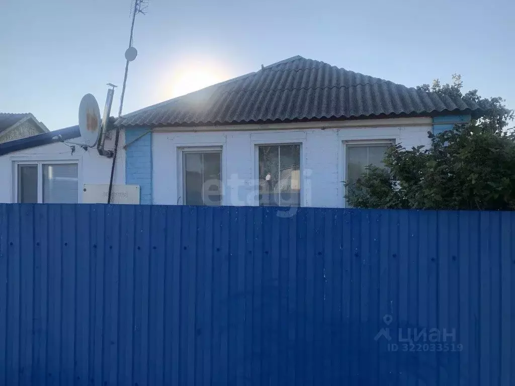 Дом в Белгородская область, Вейделевский район, Закутчанское с/пос, ... - Фото 1