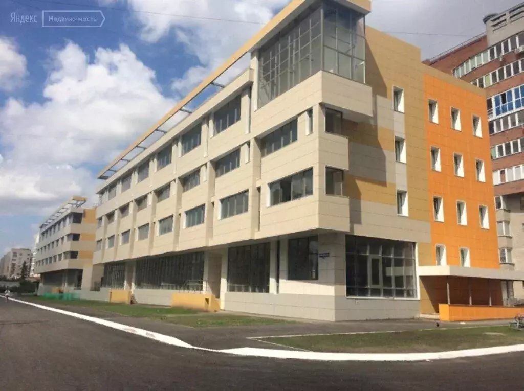 Квартира-студия: Омск, улица Масленникова, 39 (52 м) - Фото 0
