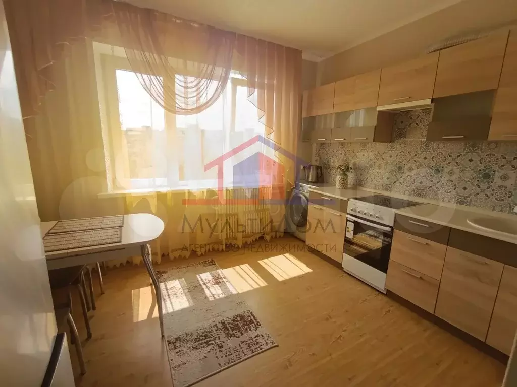1-к. квартира, 40 м, 8/9 эт. - Фото 1