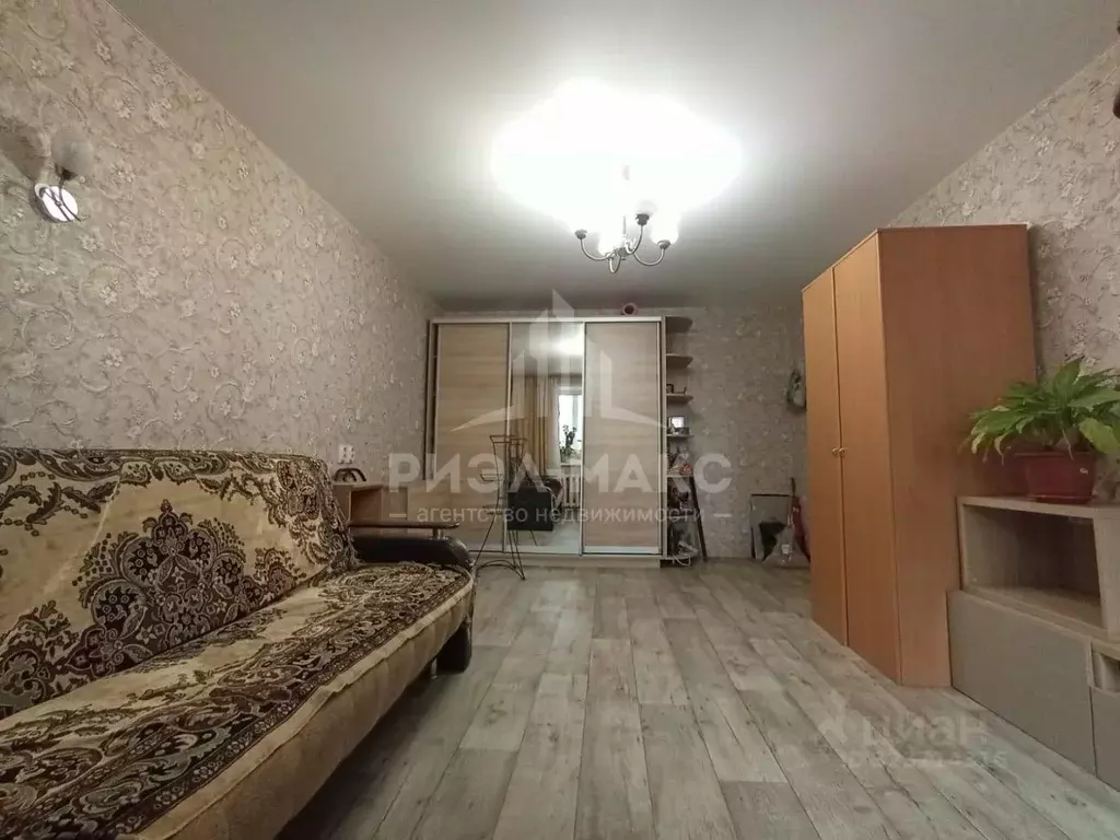 2-к кв. Брянская область, Брянск ул. Димитрова, 46б (51.6 м) - Фото 2