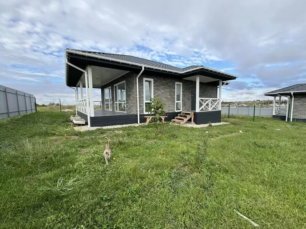 Дом в Крым, Симферопольский район, с. Родниково  (95 м) - Фото 1