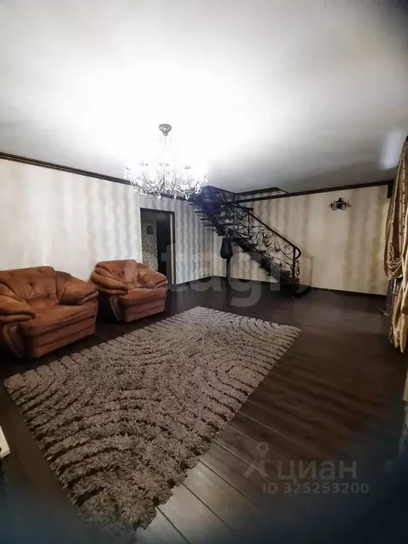 3-к кв. Северная Осетия, Владикавказ ул. Братьев Темировых, 55 (200.0 ... - Фото 2