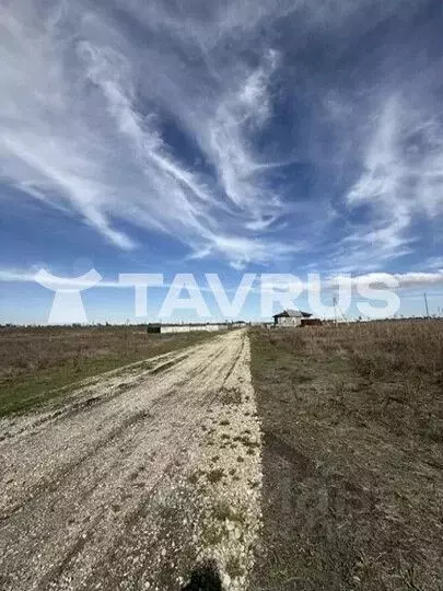 Участок в Крым, Симферопольский район, с. Мирное  (6.0 сот.) - Фото 1