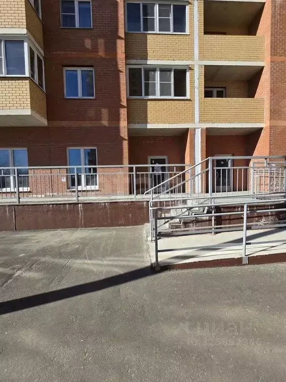 Помещение свободного назначения в Московская область, Дмитров Имени ... - Фото 1