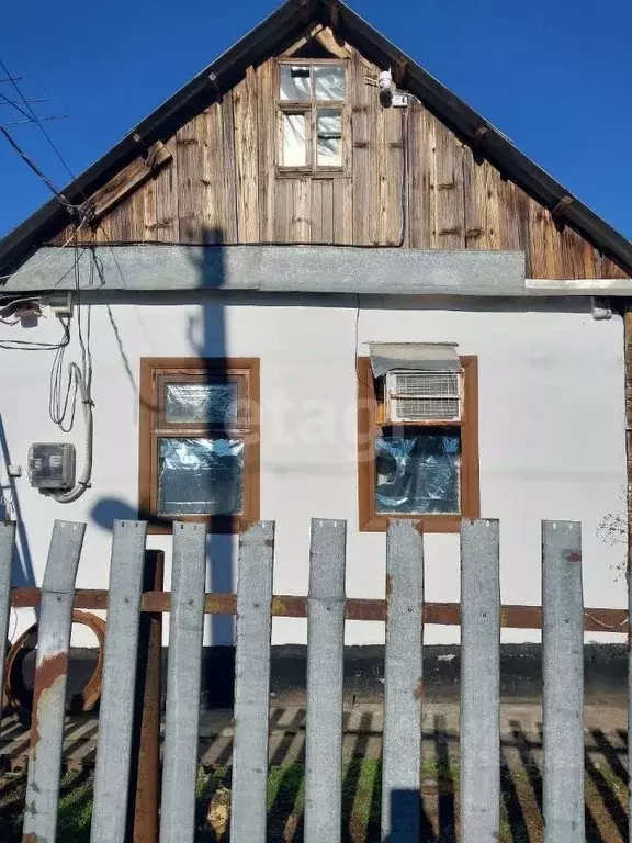 Дом в Адыгея, Майкоп городской округ, Ханская ст-ца ул. Дорожная (53 ... - Фото 1