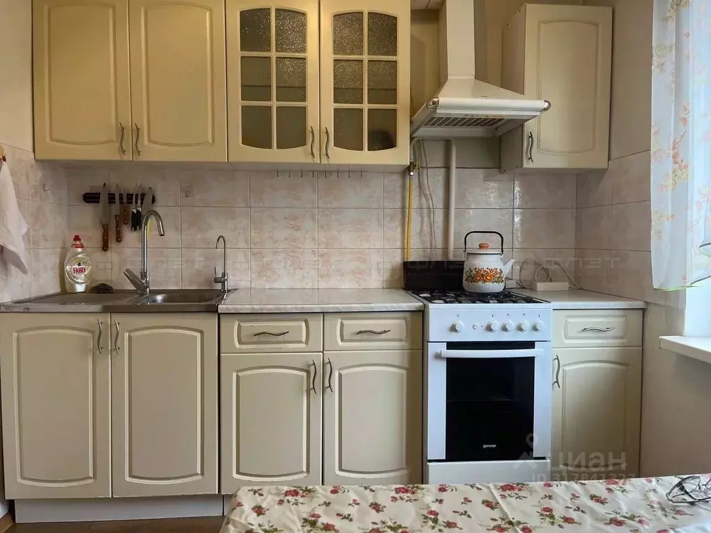 2-к кв. Татарстан, Казань ул. Фатыха Амирхана, 41 (50.0 м) - Фото 0