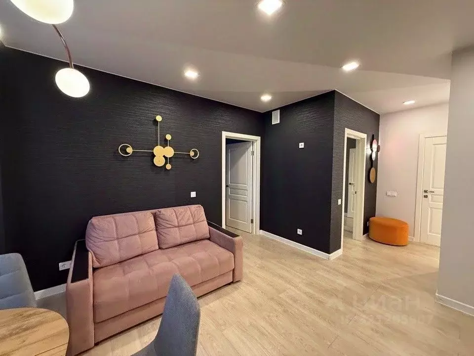 3-к кв. Свердловская область, Екатеринбург ул. Азина, 22/7 (60.0 м) - Фото 1