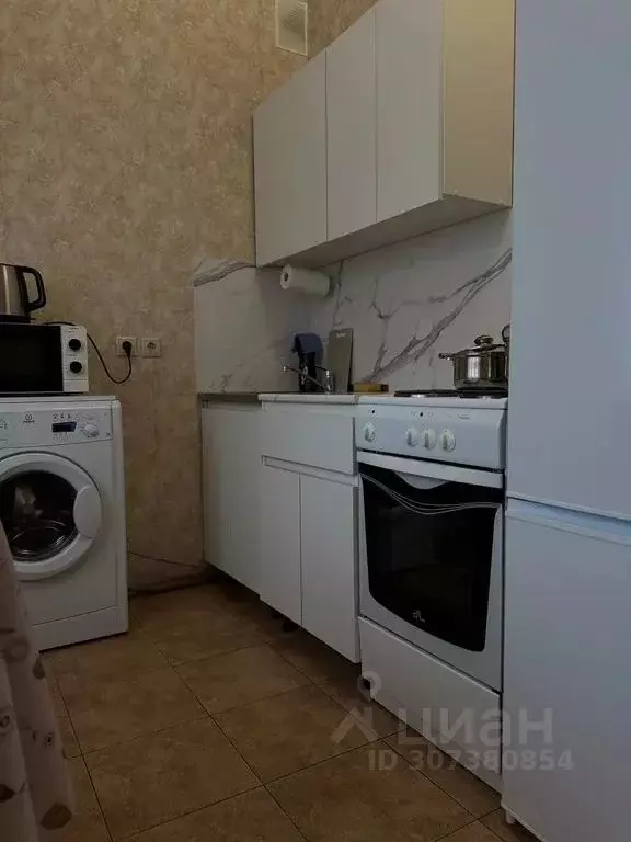 Студия Иркутская область, Иркутск Радужный мкр, 122 (34.0 м) - Фото 2