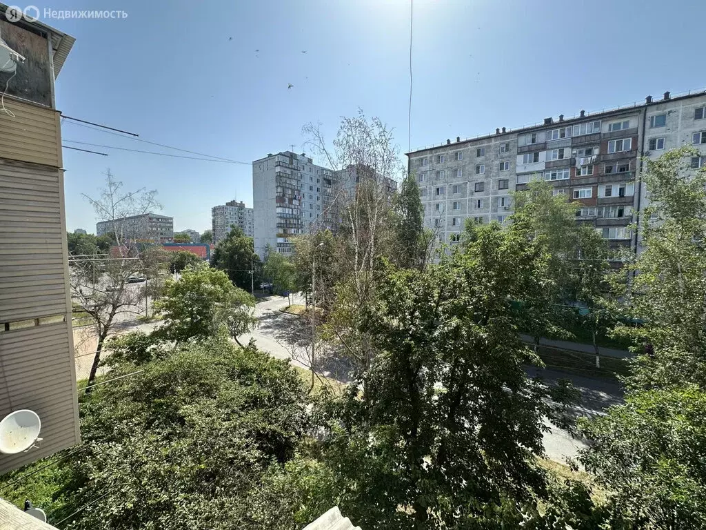 2-комнатная квартира: Владикавказ, улица Астана Кесаева, 18 (52 м) - Фото 0