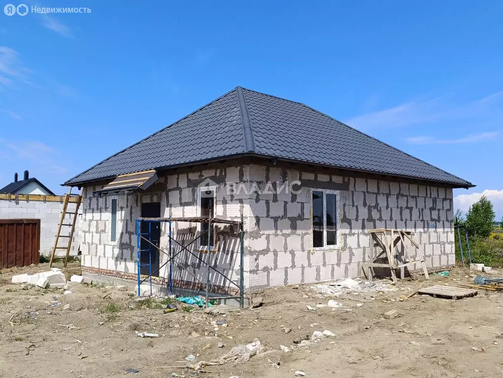 Дом в посёлок Коврово, Молодёжная улица (80 м) - Фото 0