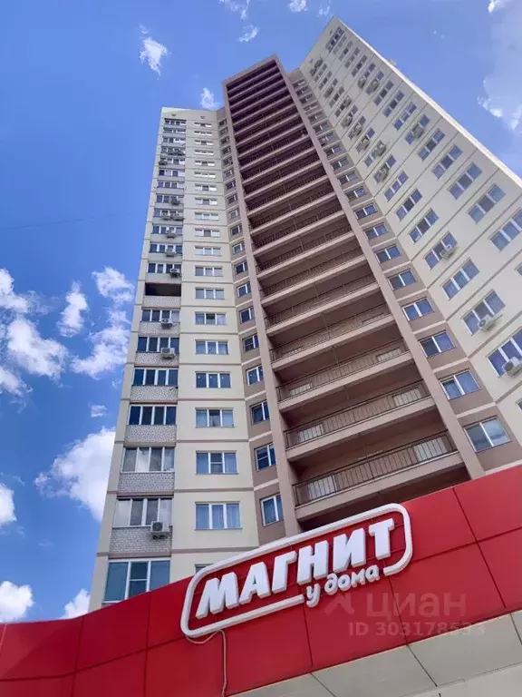 3-к кв. Саратовская область, Саратов ул. Имени Г.К. Орджоникидзе, 44 ... - Фото 2