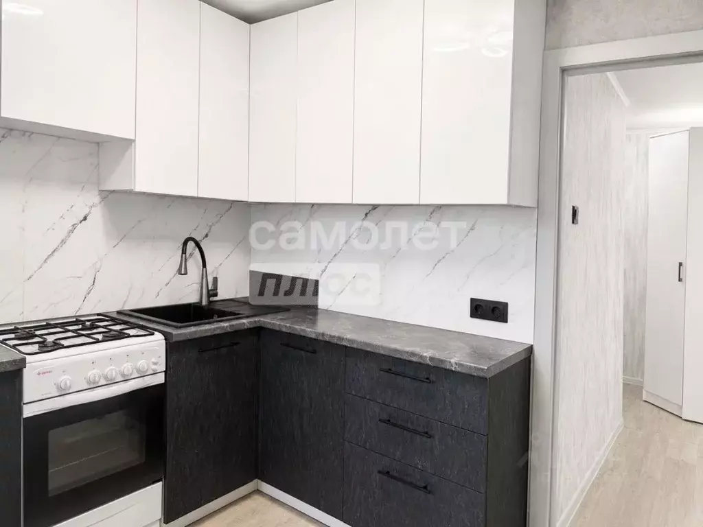 2-к кв. Башкортостан, Салават Уфимская ул., 70 (45.0 м) - Фото 1