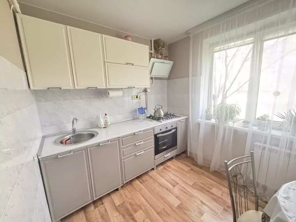 2-к кв. Оренбургская область, Оренбург ул. Родимцева, 5 (50.7 м) - Фото 0