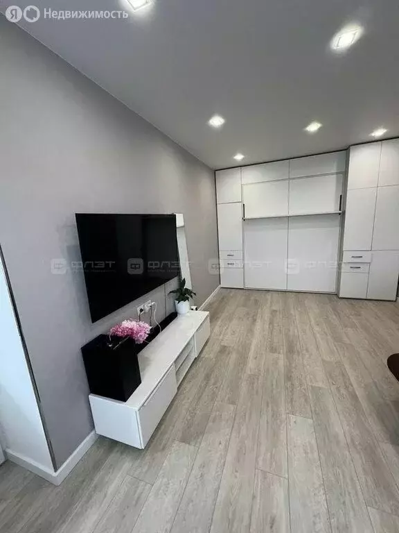 2-комнатная квартира: Казань, улица Братьев Касимовых, 42 (43.8 м) - Фото 1