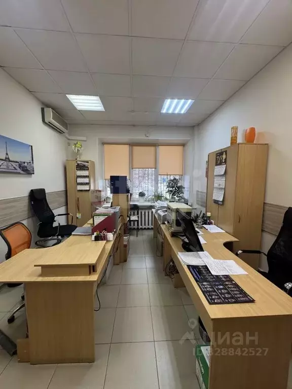 Помещение свободного назначения в Тюменская область, Тюмень ул. 50 лет ... - Фото 0