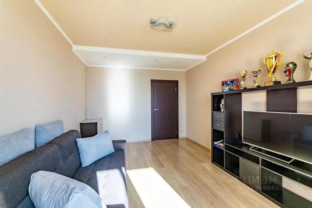 1-к кв. Свердловская область, Екатеринбург просп. Космонавтов, 46А ... - Фото 1