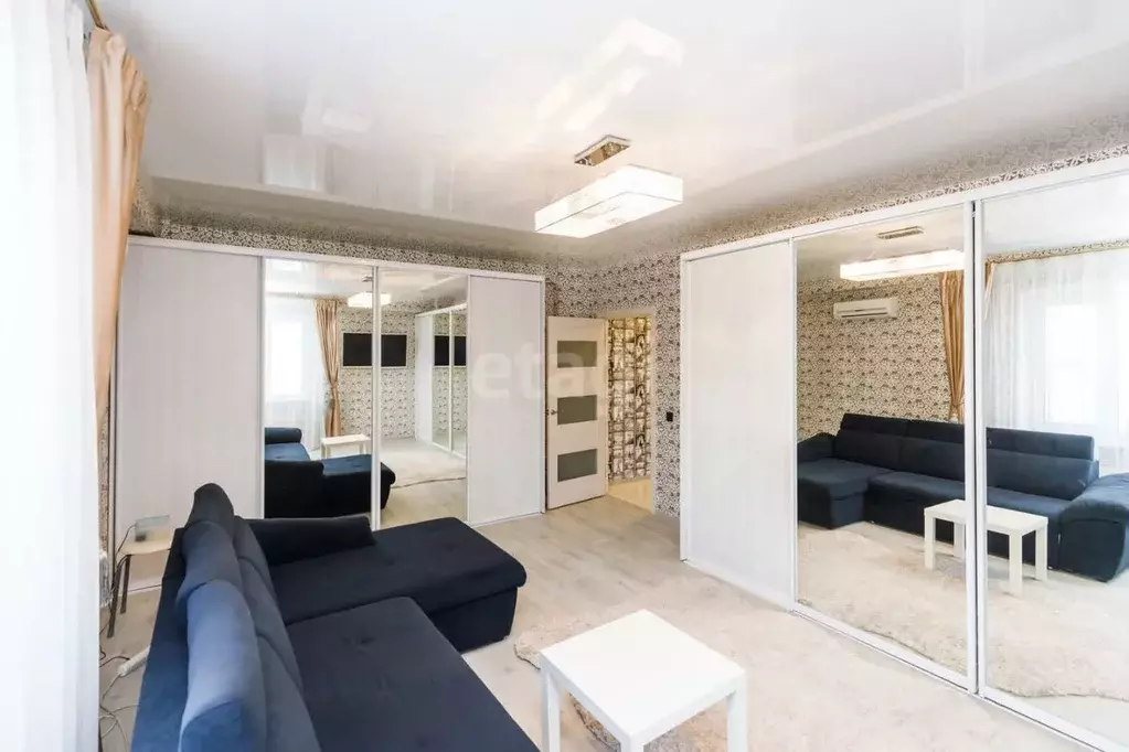 2-к кв. Удмуртия, Ижевск ул. Героя России Ильфата Закирова, 28 (66.4 ... - Фото 1