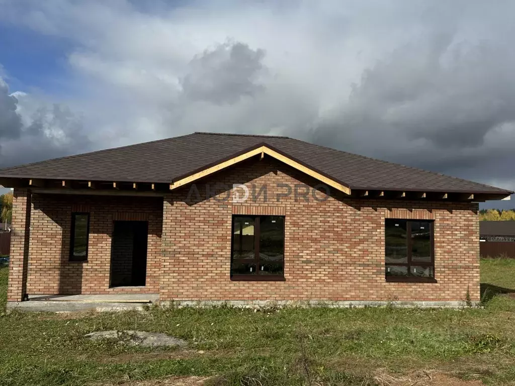 Дом в Кировская область, Слободской район, Бобинское с/пос, д. Большие ... - Фото 1