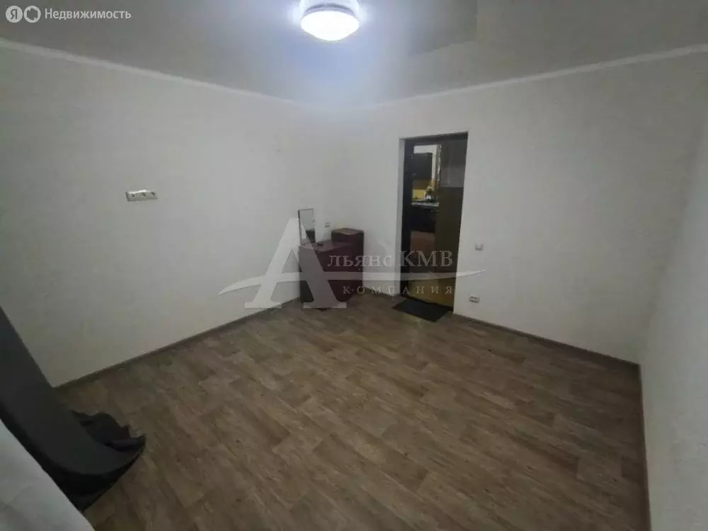 1к в 7-комнатной квартире (14 м) - Фото 0