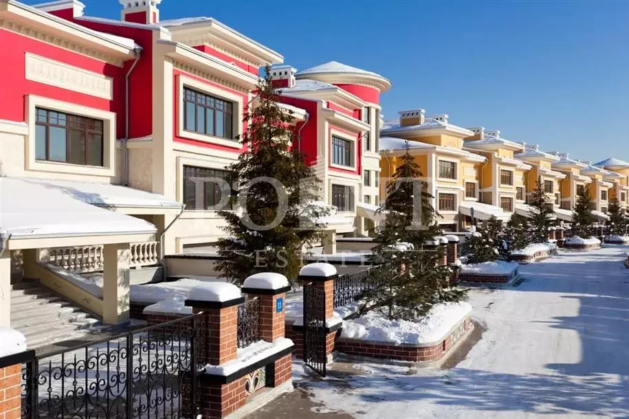 Таунхаус в Московская область, Одинцовский городской округ, д. ... - Фото 1