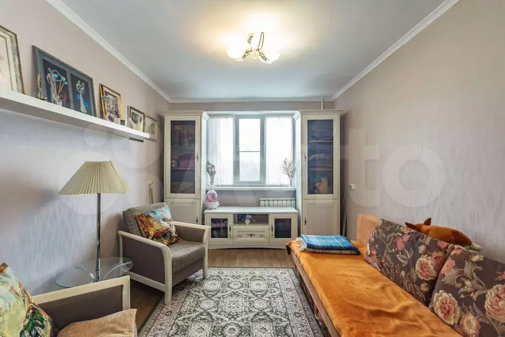 3-к. квартира, 60 м, 6/9 эт. - Фото 1