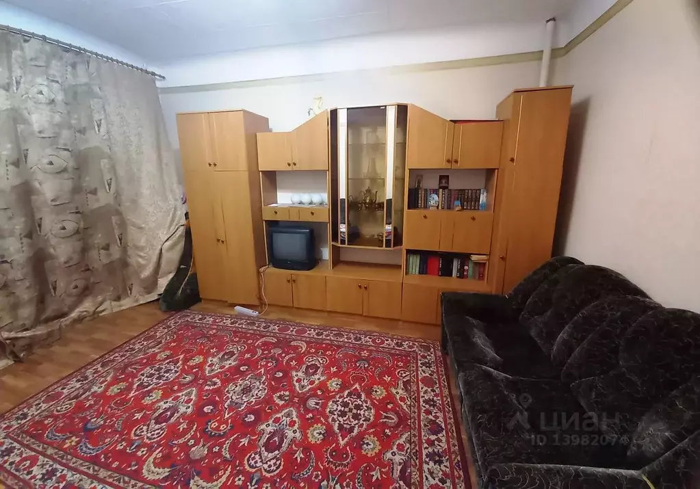 Комната Волгоградская область, Волгоград ул. Тракторостроителей, 11 - Фото 1
