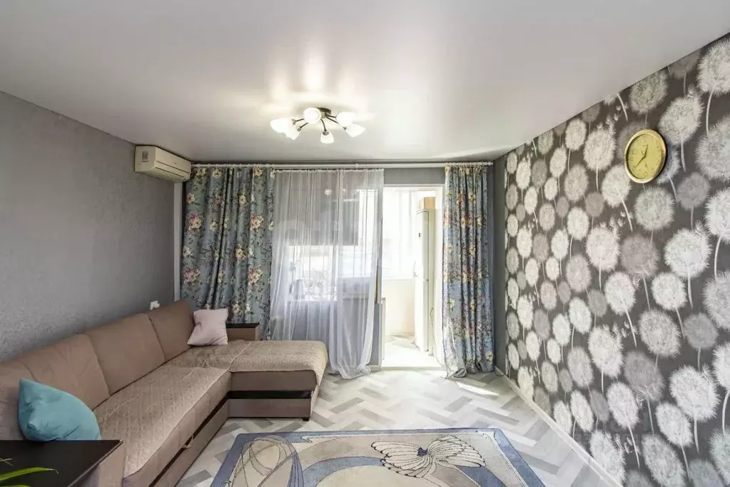 1-к кв. Тюменская область, Тюмень Харьковская ул., 83 (30.8 м) - Фото 1