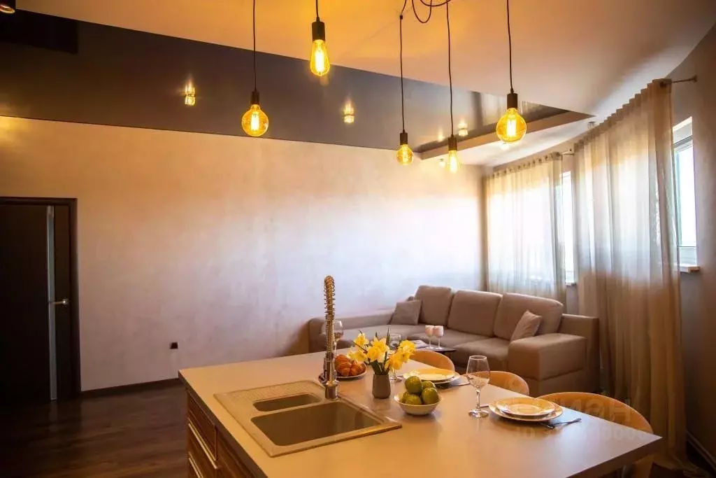 1-к кв. Калининградская область, Калининград просп. Мира, 84 (81.0 м) - Фото 1